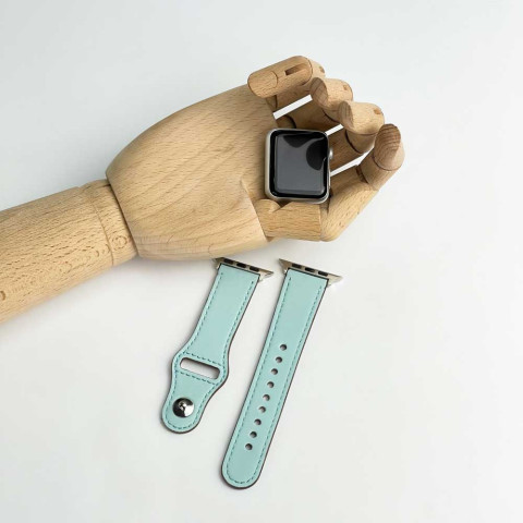 Кожаный ремешок Leather Rivet Clasp на Apple Watch 38/40/41mm Pale blue